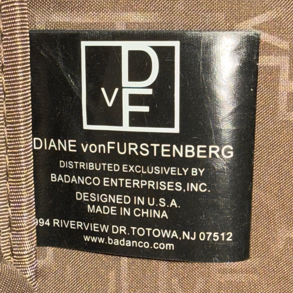 DVF Diane Von Furstenberg Garment Weekender CarryOn Leather Travel Bag w Gold HW - Picture 14 of 16